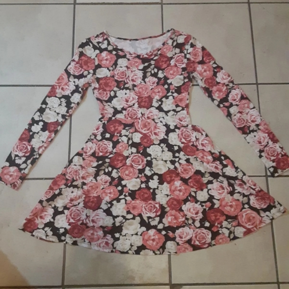 Floral girls dress size 10/12